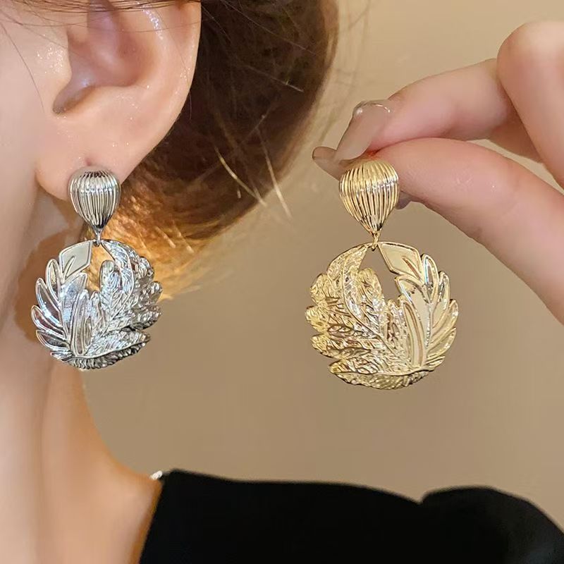 Round Leaf Stud Earrings, picture 3 of 5