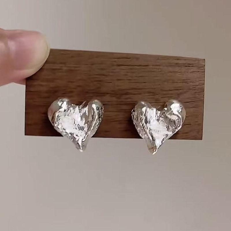 Silver Metal Earrings For Women, Niche Design High-end Stud Earrings, 2026 New Trendy Elegant Versatile Jewelry
