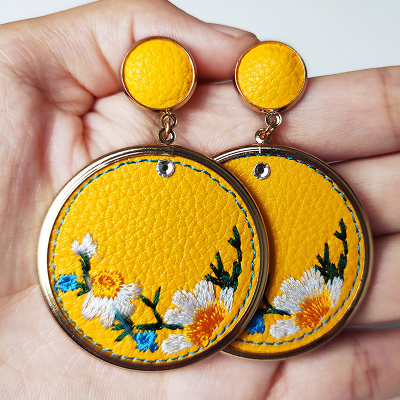 Women's Simple Vintage Leather Embroidered Flower Earrings — image 1