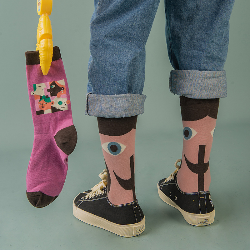 Title 4, Patterned ladies socks