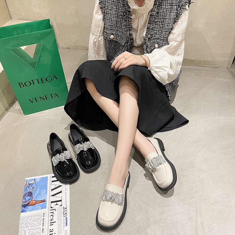 Round Toe Comfortable And Breathable Rhinestone Loafers