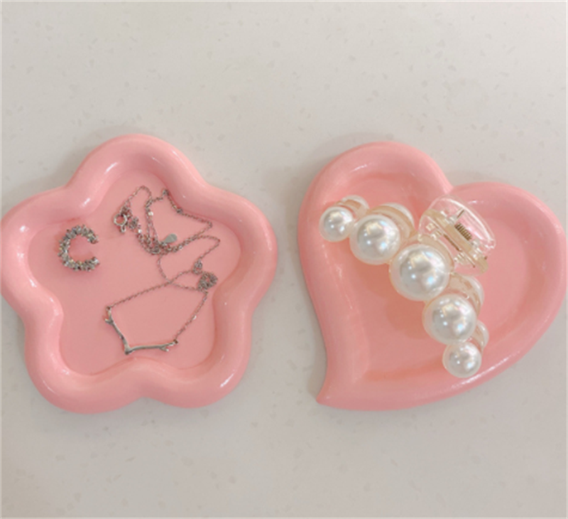 Title 8, Ins Cute Heart-shaped Jewelry Dish Storage Tray