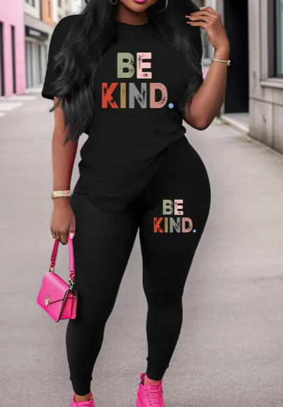 Women's Printed Round Neck T-Shirt And Leggings Set