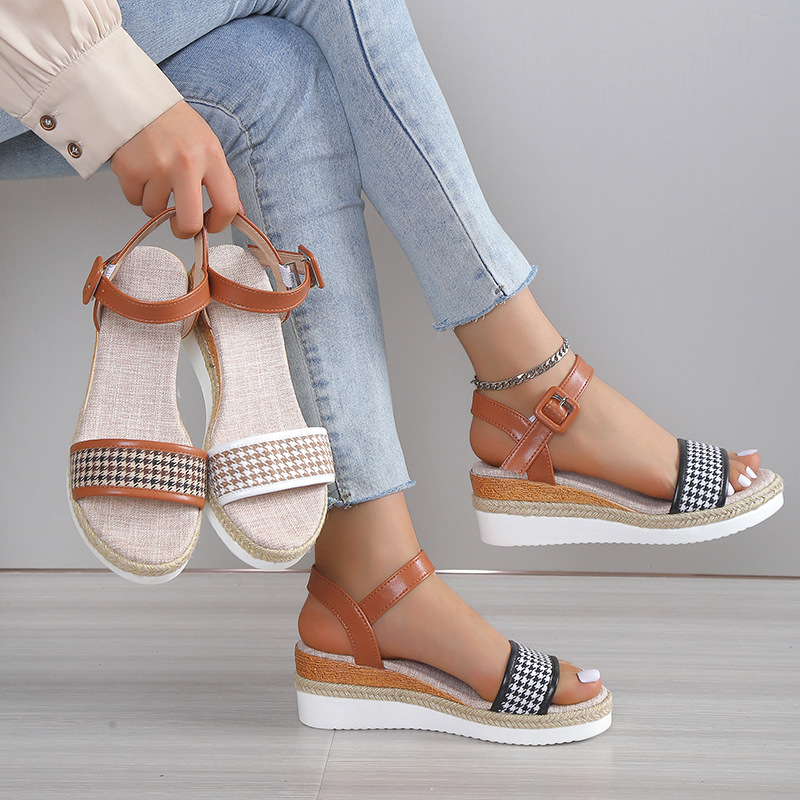 Title 4, Womens fashion hemp rope and straw sandals per...