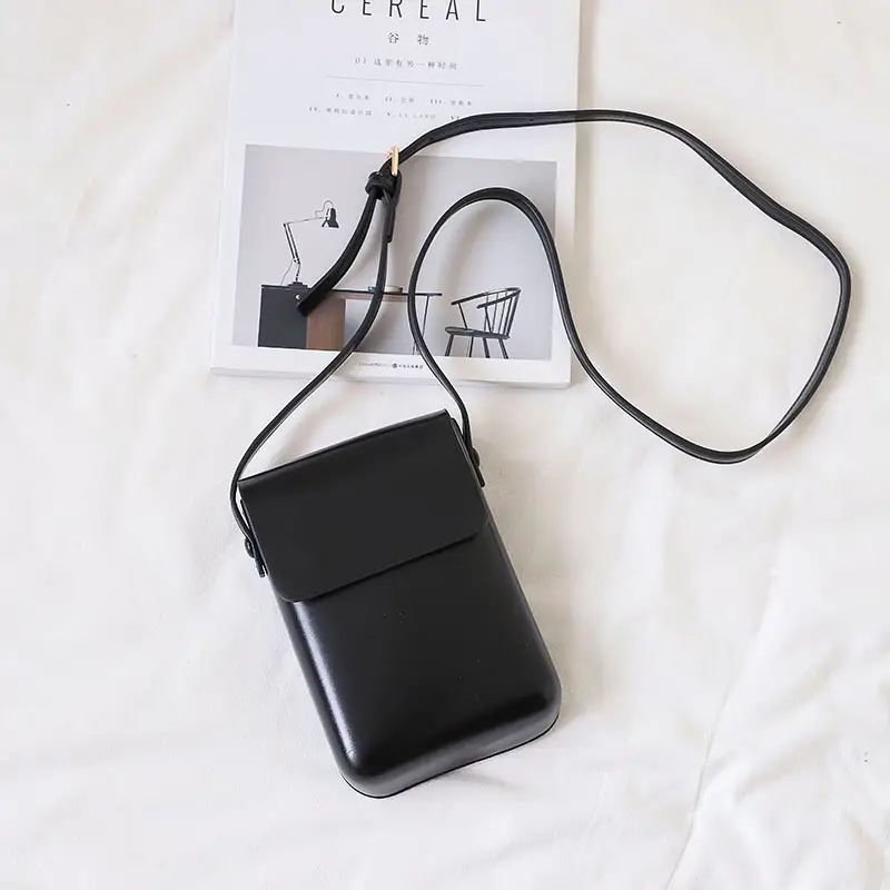 Retro Men's And Women's Halterneck Mini Messenger Bag