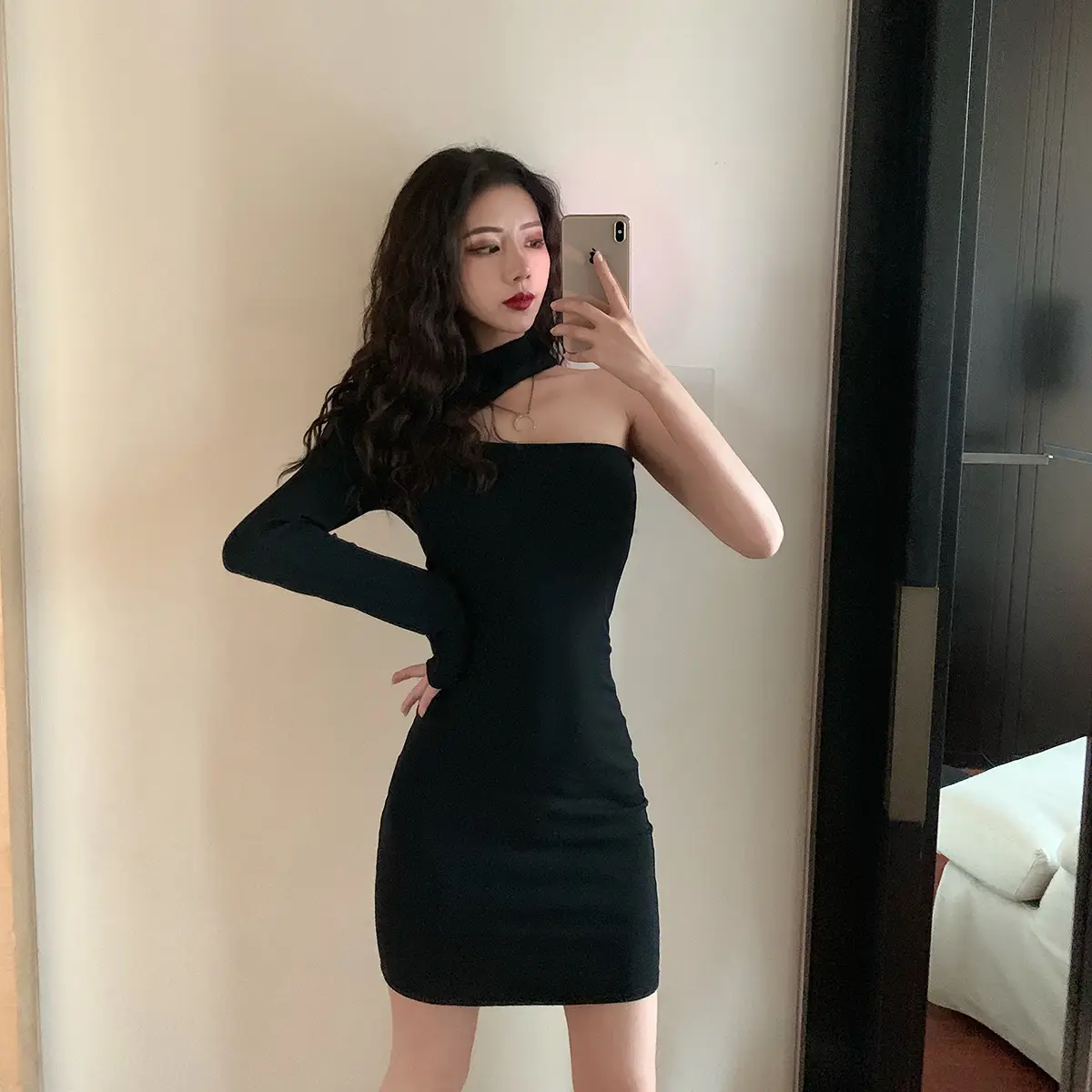 New Temperament Sexy Off-the-shoulder One-sleeve Slim-fit Sheath Dress