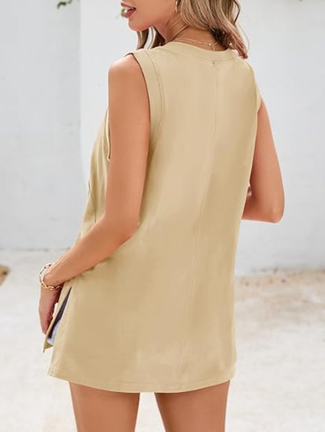 Breathable womens summer workout tank with side slit and chest pocket