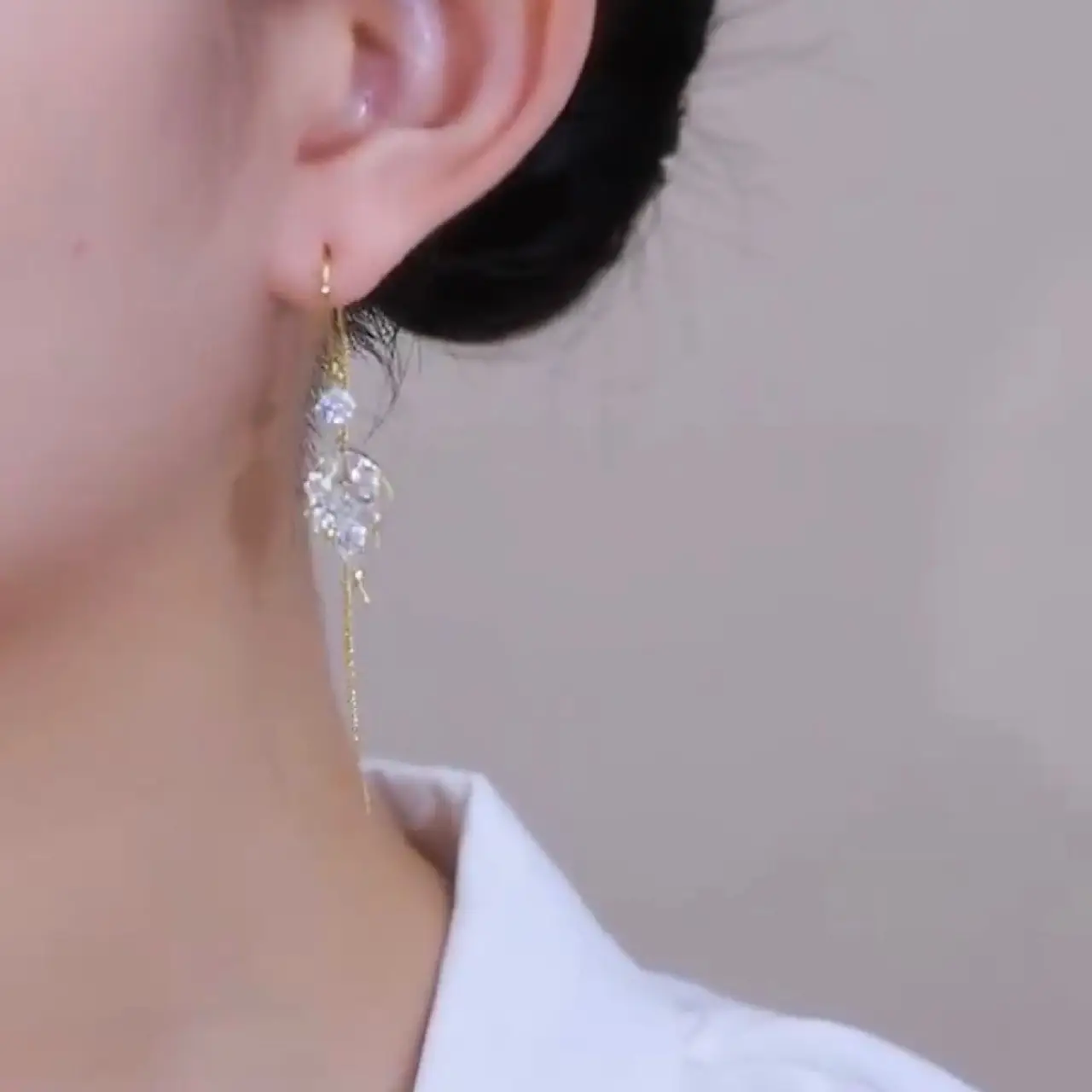 Super Sparkle Zircon Leaf Earrings Female
