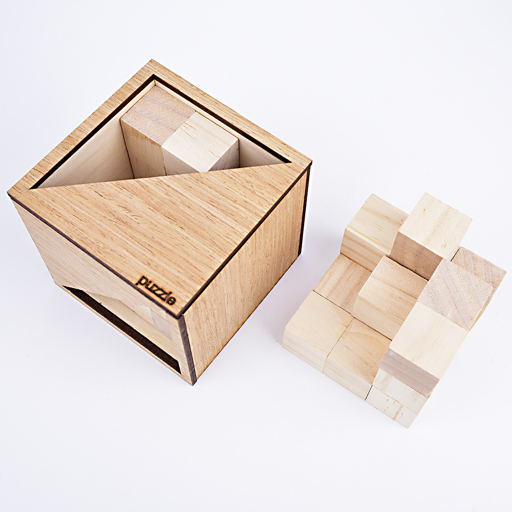 Oblique triangle box