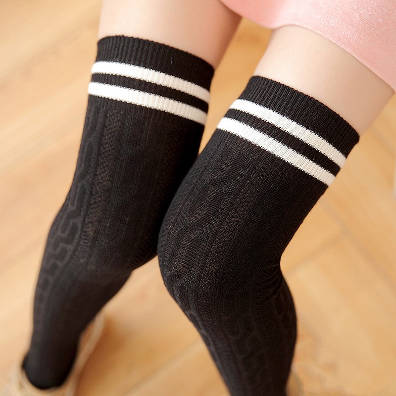 Title 2, Chaussettes hautes twist rayures verticales