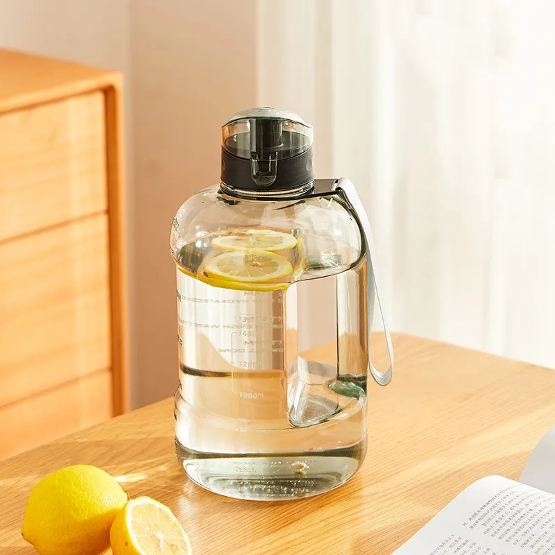 1.5L Super Large Capacity Sports Water Bottle With High Temperature Resistance - Black