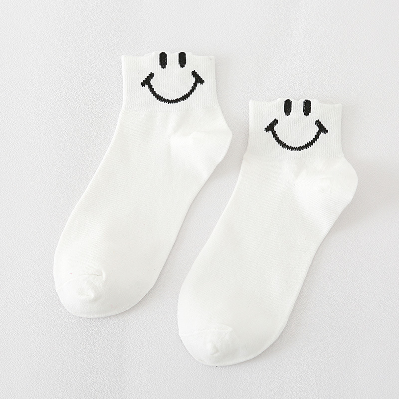 Title 2, Chaussettes gros smileys