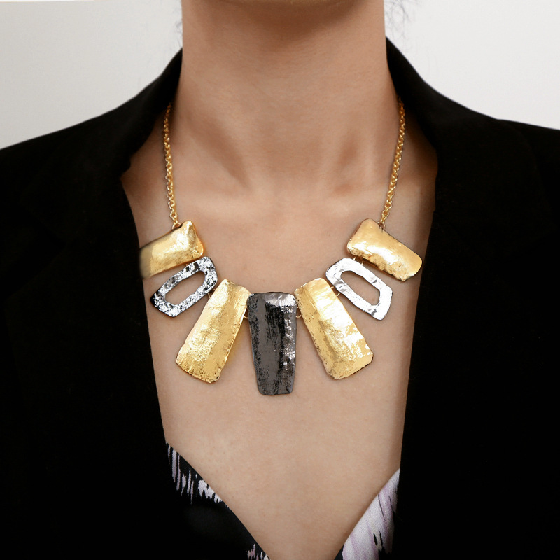 Niche Design Accessories High-end Personality Geometric Clavicle Chain