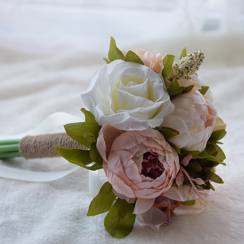 Wedding Supplies Small Bouquet Of Bridesmaids Holding Flowers — foto 2