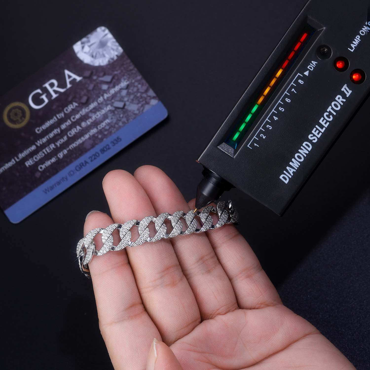 Set With Top-quality Moissanite, This Luxurious And Fashionable Light Luxury Jewelry Silver Bracelet Is Made Of S925 Silver Electroplated With Platinum