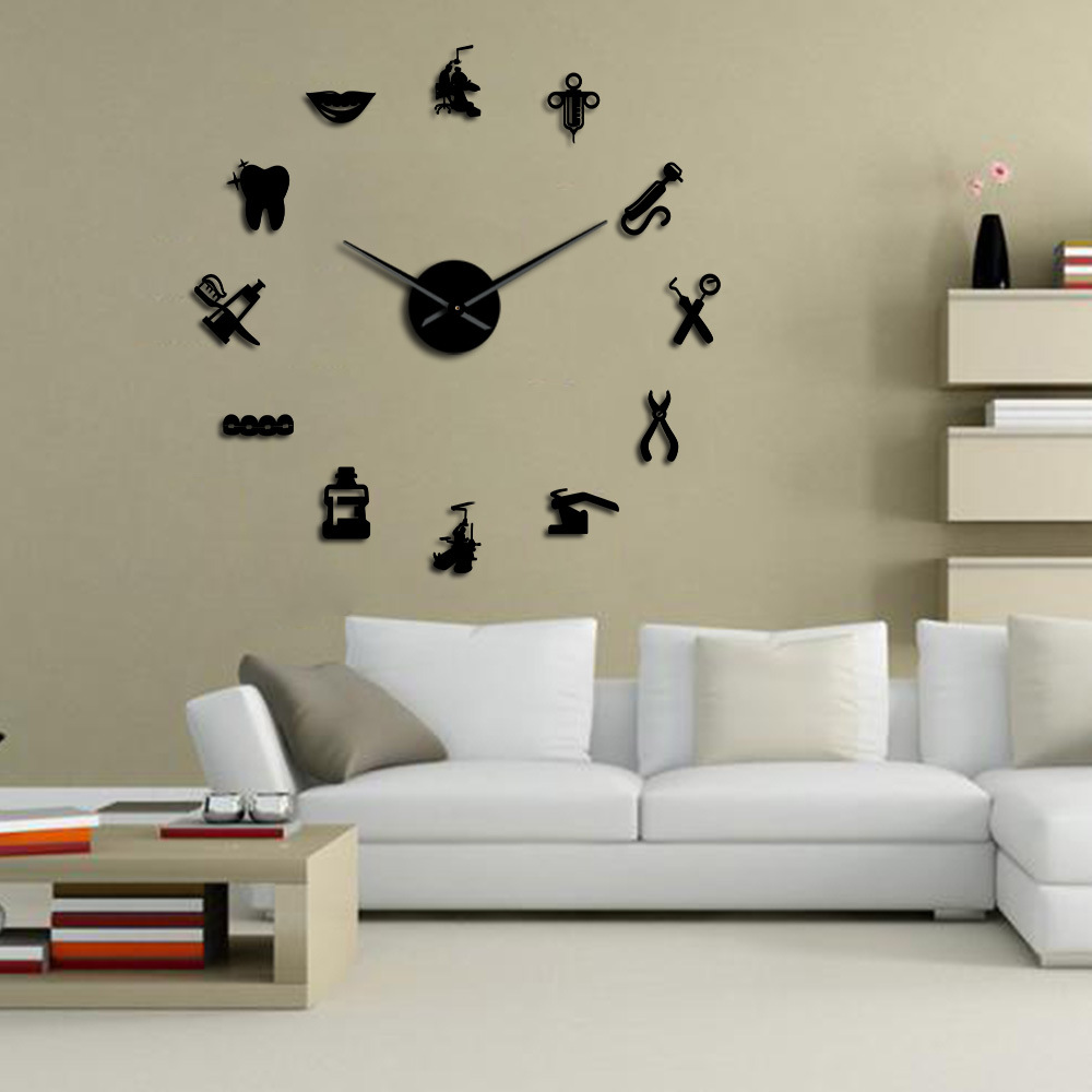 Acrylic Mirror Wall Clock, picture 3 of 5
