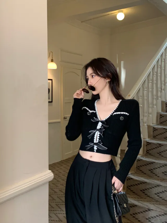 V neck Short Bow Fitting Long sleeved Sweet Coat Black - Shop at LoveMi