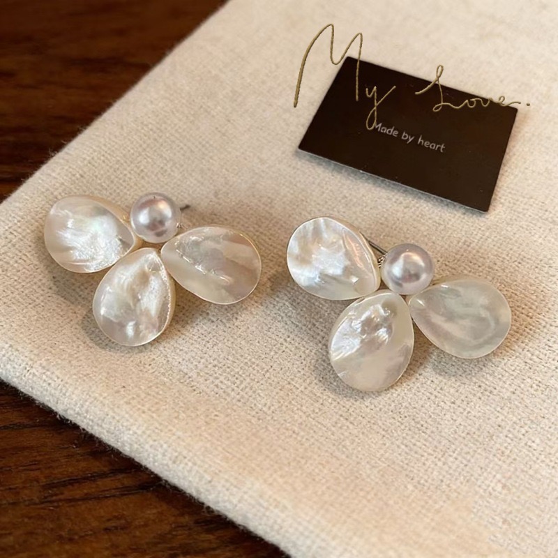 Old Money Style Natural White MOP Ear Cuffs For Women Double-Sided New Heavy Industry
