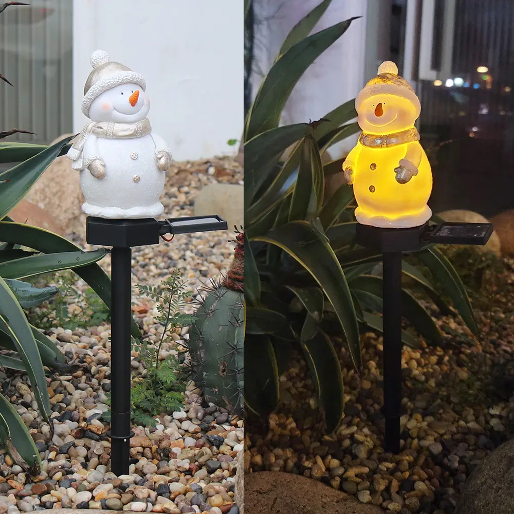 Outdoor LED Solar Snowman Light Landscape Lamp