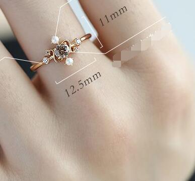 Title 1, Designed Natural Pearl Adjustable Ring