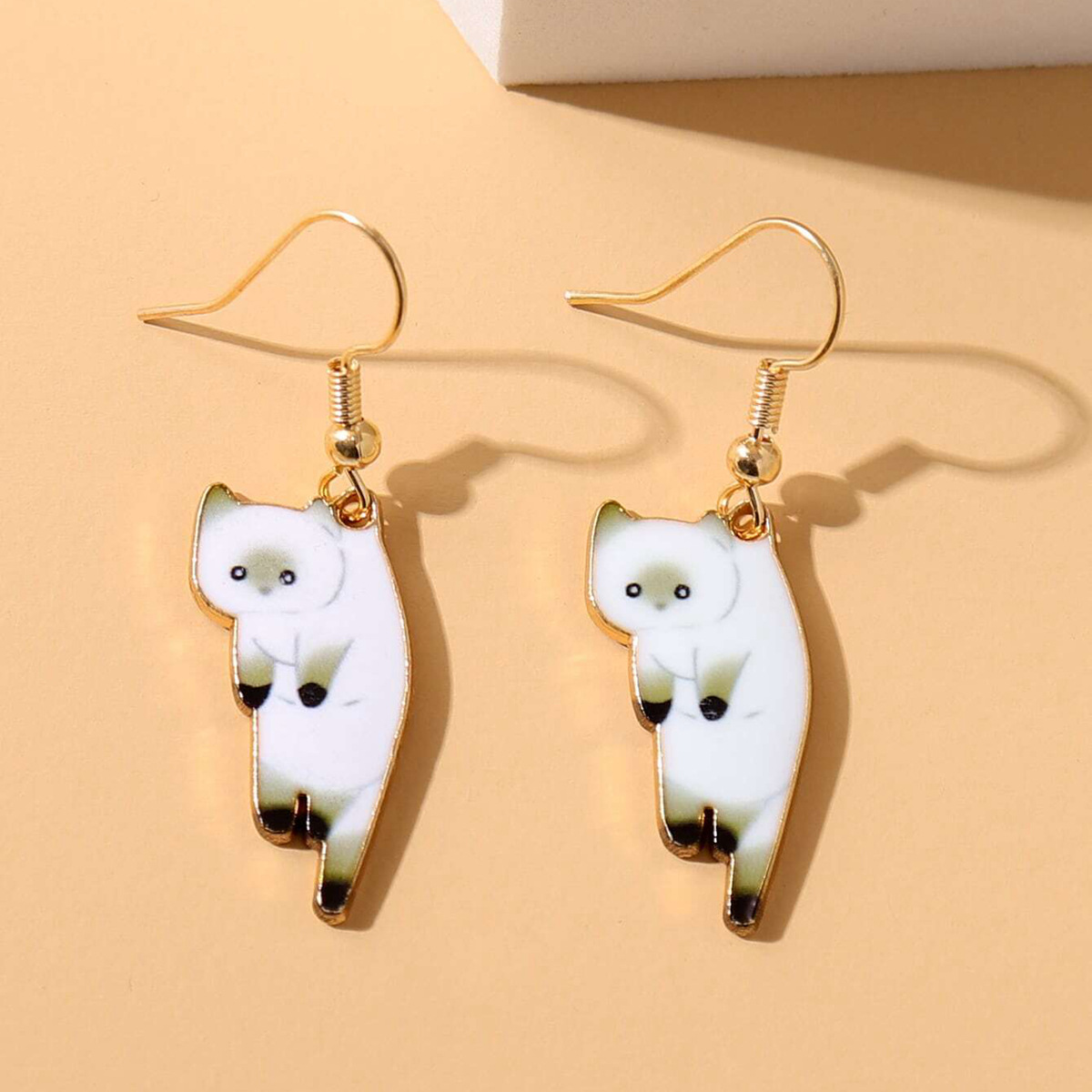 Cute Kitten Cartoon Girl With Flower Earrings