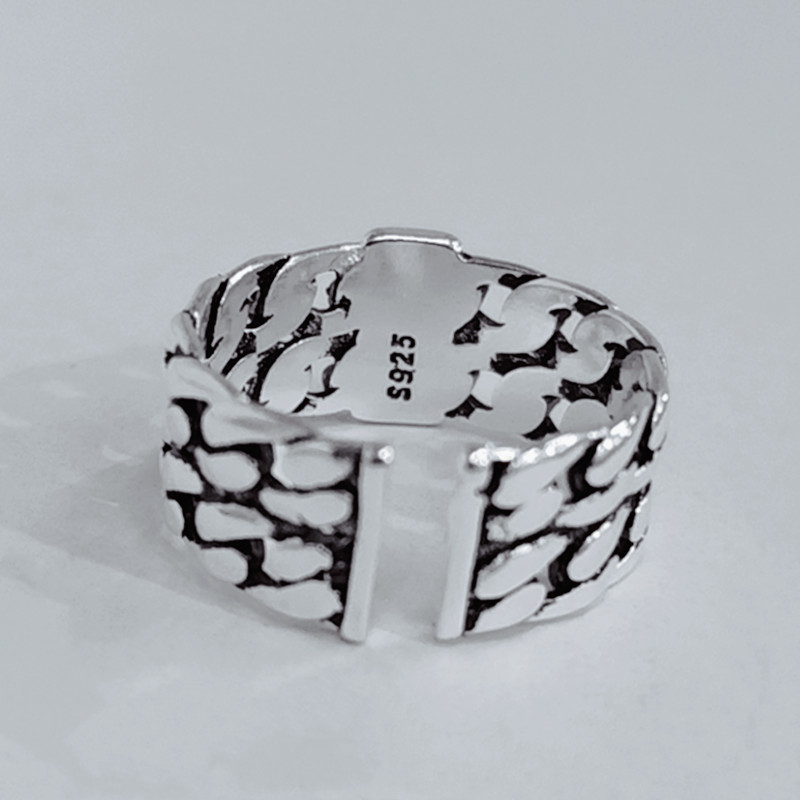 Vintage Wide Face English Letter Ring