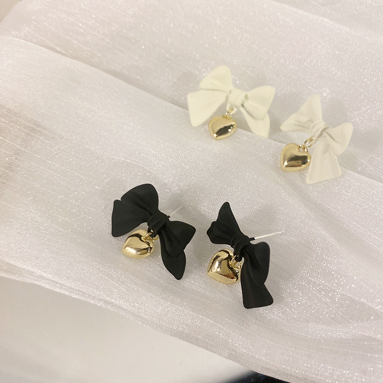 Metal Ladies Bow Love Earrings