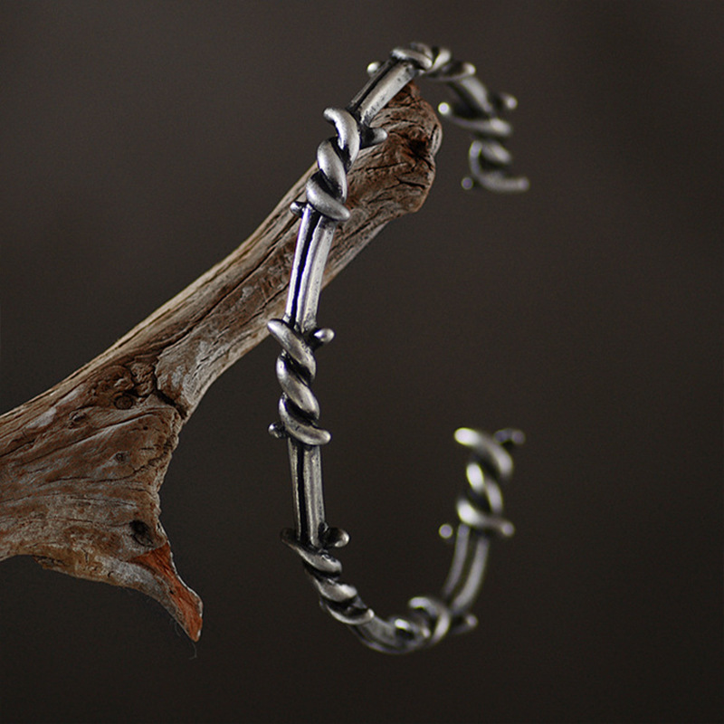 Simple Winding Knot Twisting Thorn Men's Bracelet