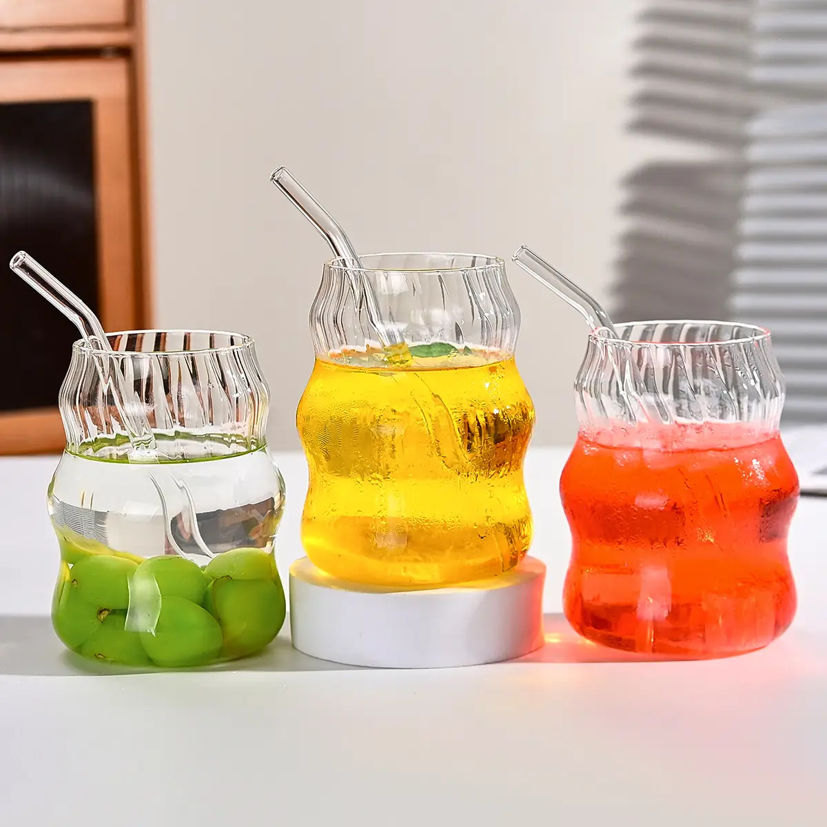 6 Pcs 19 Ounce Glass Straw Cup, Coffee Cup, Milk Cup, Juice Cup, Cold Drink Cup, Tea Cup, Water Cup, Office Cup, Striped Cloud Cup