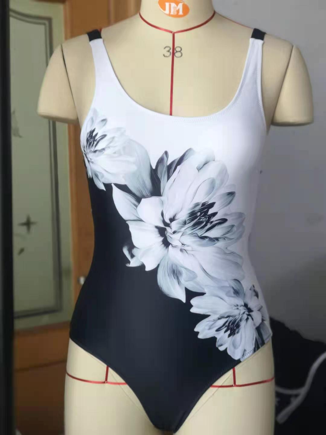 Women’s Summer White Lotus Strap One Piece Halter Bikini