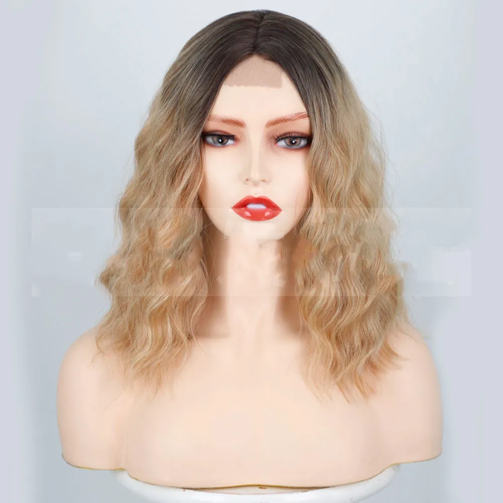 European And American Wig Ladies Before Lace - Gold