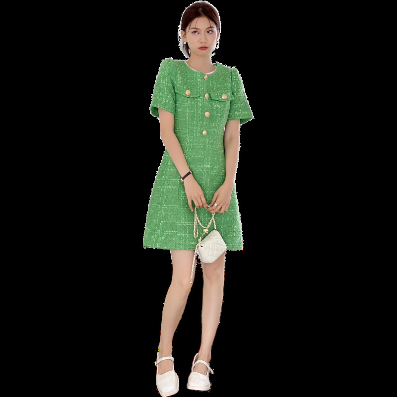 Skirt With Slim Waist And Small Design