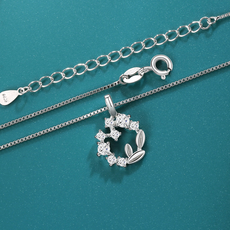 Women's Fashion Simple Lucky Garland Necklace