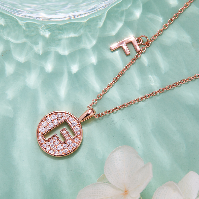 One Of The 26 Letters, F, Set With Top-quality Moissanite, Luxurious And Fashionable Light Luxury Trend Jewelry, Silver Necklace Pendant S925 Silver Electroplated Rose Gold - Jewelry & Watches
