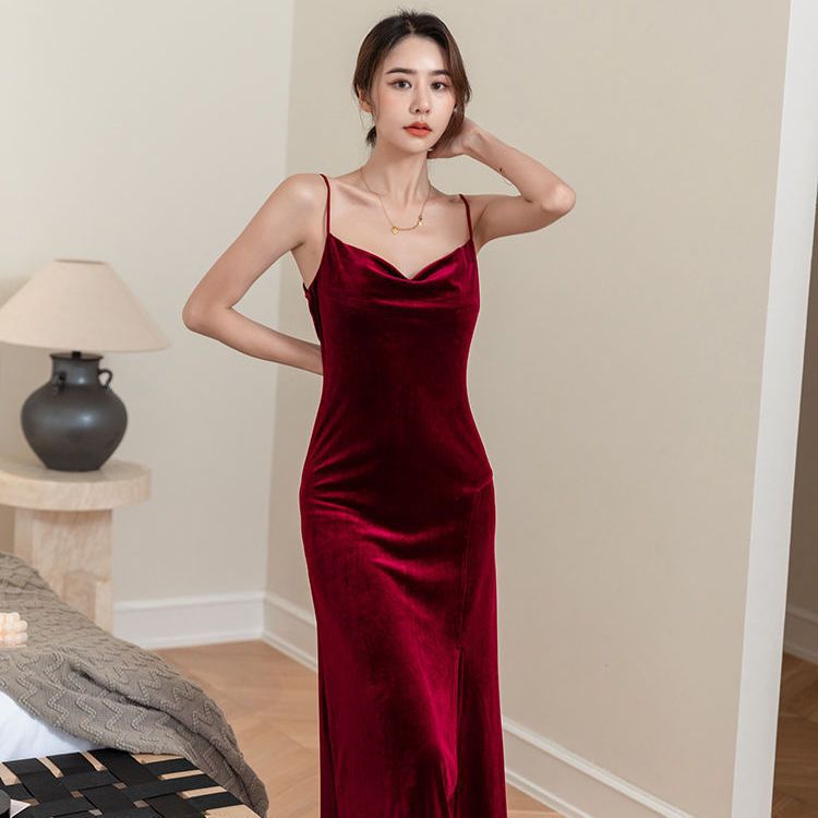 Title 3, Velvet Morning Gown Women