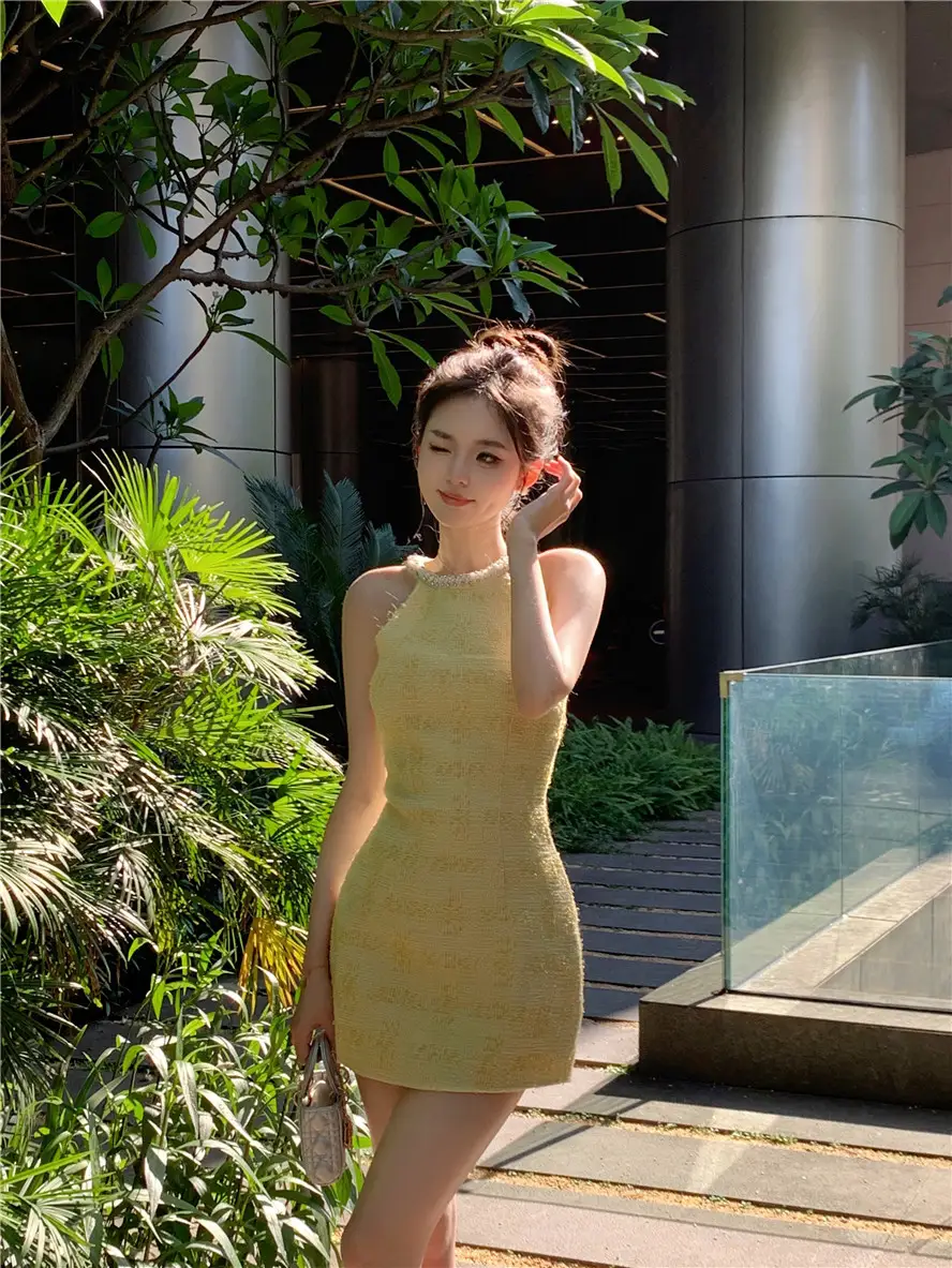 Yellow Sleeveless Waist Sheath Short Dress
