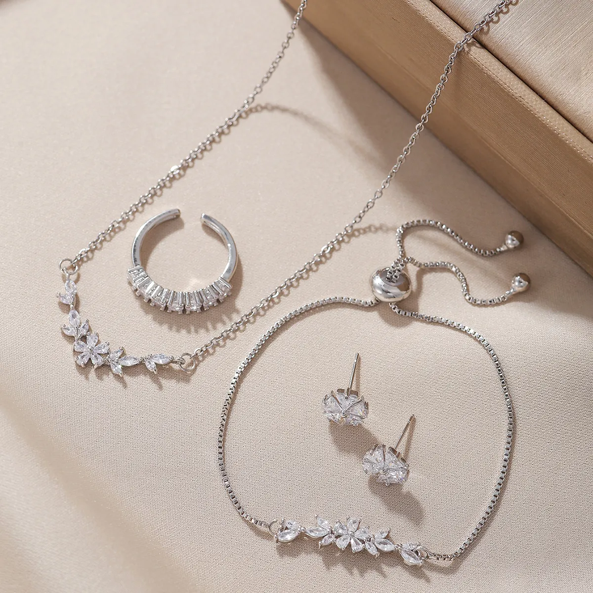 Simple Elegant Zircon Inlaid Jewelry Set Silver