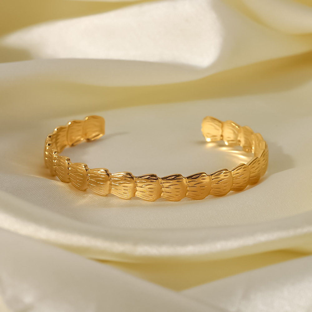 Women's Titanium Steel Bracelet Stainless Steel 18k Gold Plated