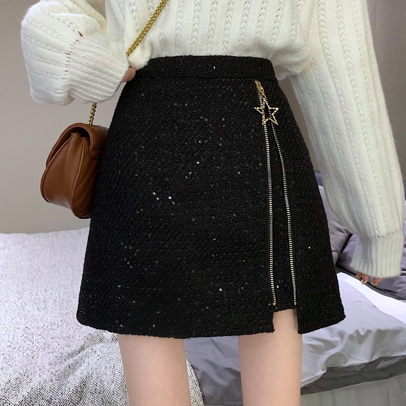 A-line Skirt Design With Split Ends And Thin Skirt