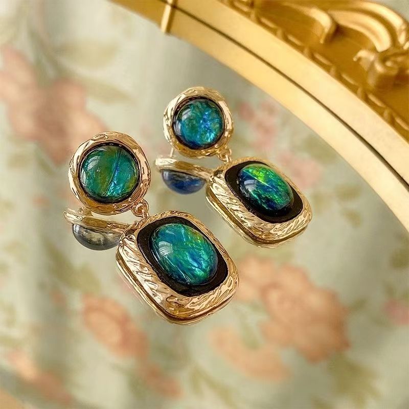 Round And Square Studs Inlaid With Emerald, Fitted With Silver Posts. Retro Vintage Style, Unique And Artistic Design.