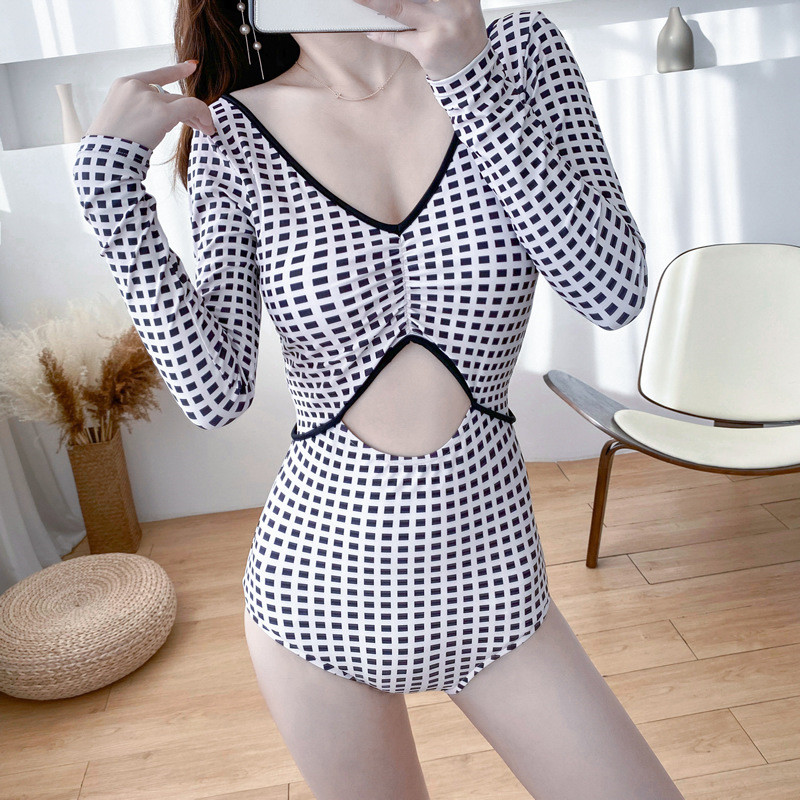 Retro Girls Long Sleeve Back One Piece Swimsuit