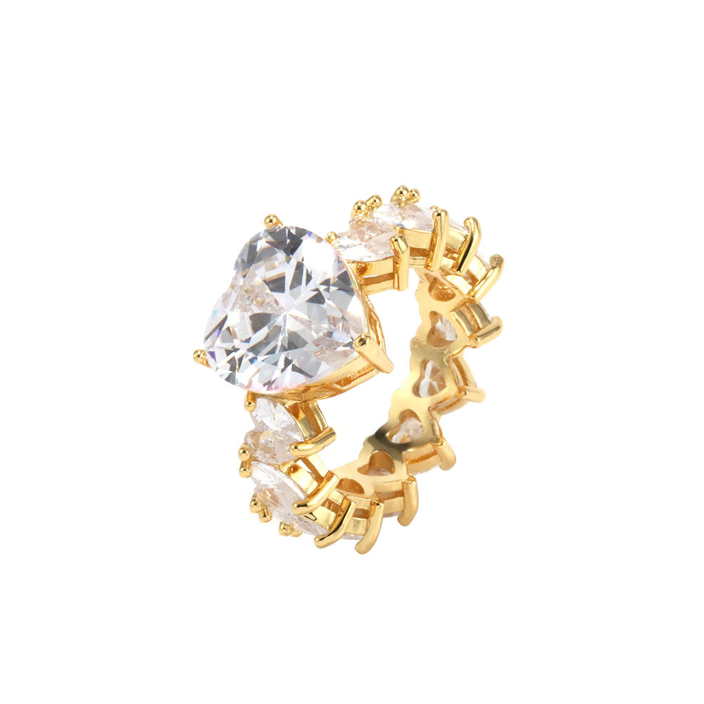 Fashion Ladies Heart Inlaid Zircon Ring