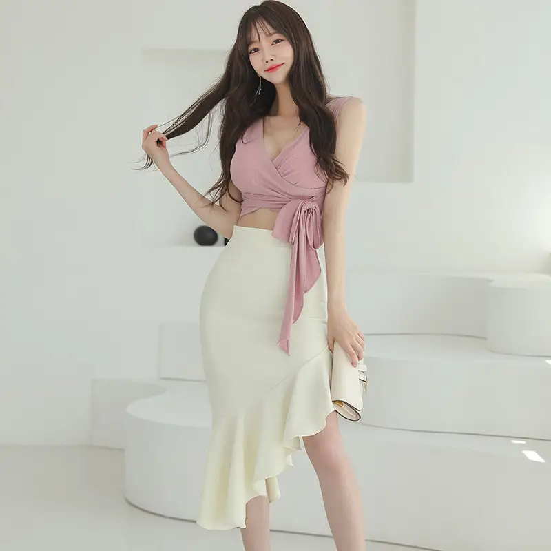 Women's V-neck Slim Lace-up Hip Ruffle Dress