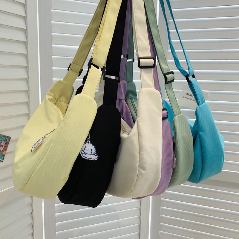 Title 1, One Shoulder Bag Simple Solid Color Dumpling Vi...