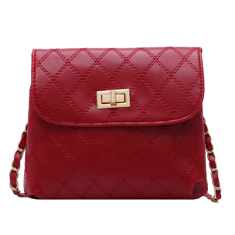 Title 2, Lingge chain retro messenger bag shoulder bag