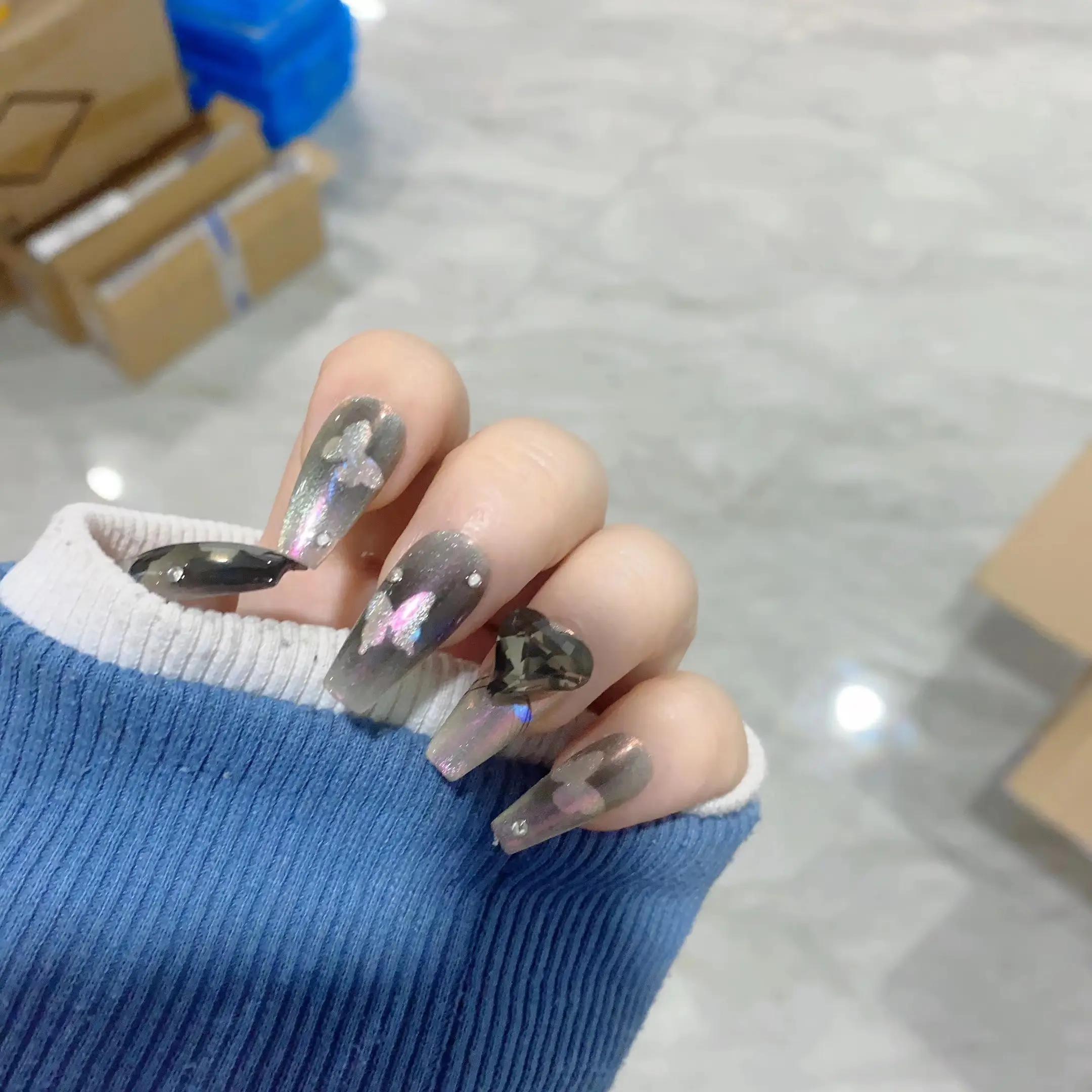 False Nail Patch Can Be Taken With Phantom Butterfly