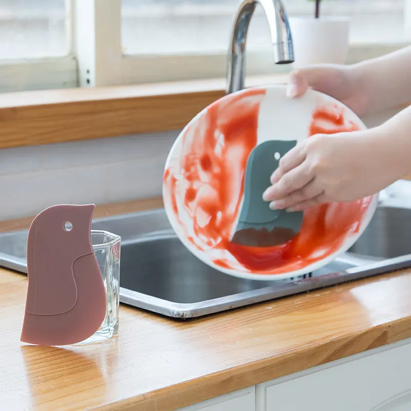 Cute Penguin Shape Baking Soft Blade Scraper Oil Dish