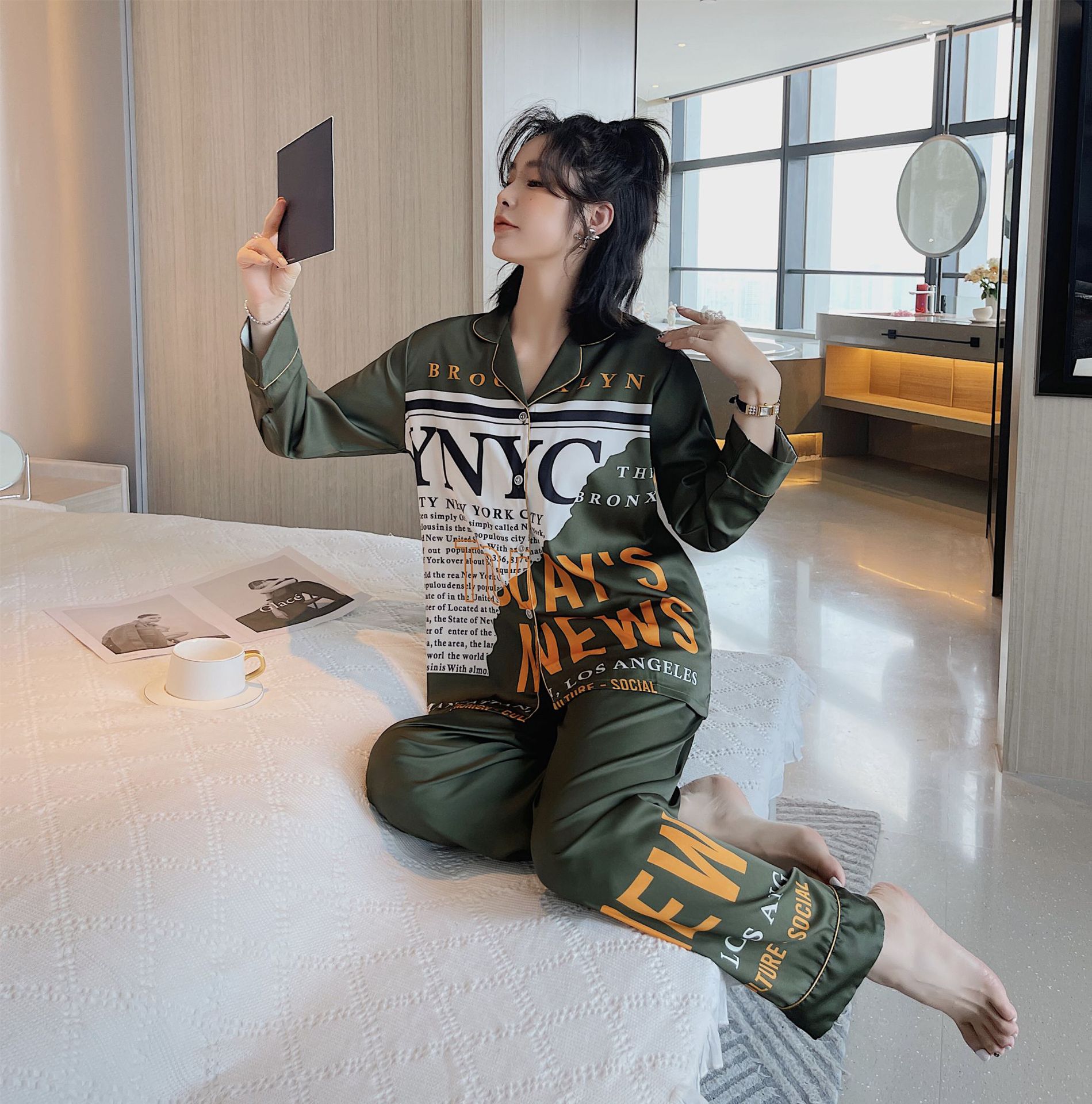 Pajamas Couple Ice And Snow Silk Autumn Long-sleeved Home