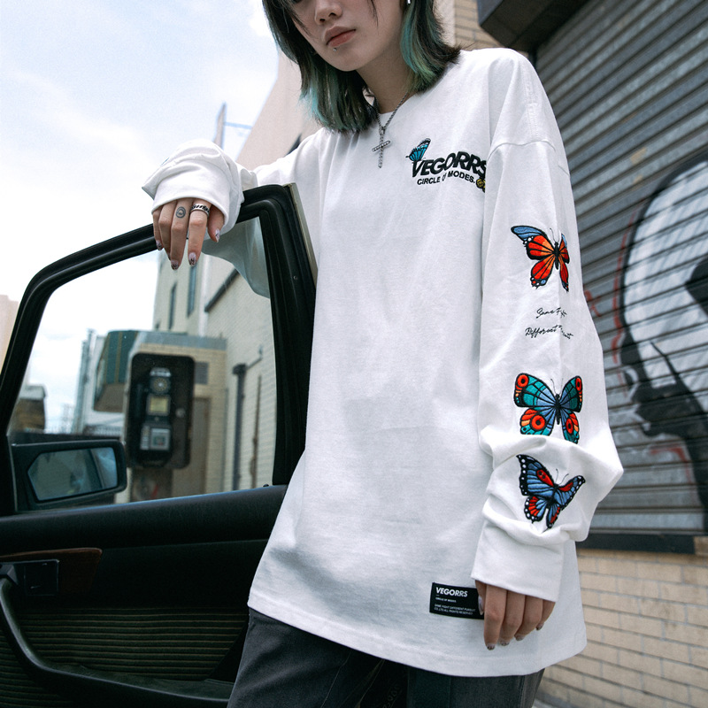 Title 5, Butterfly embroidery loose sweatshirt