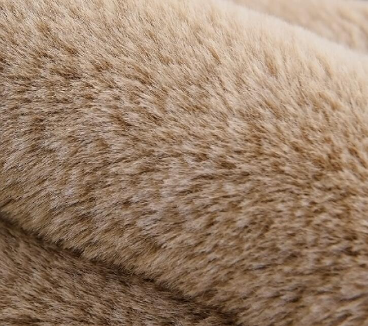 Women's Autumn And Winter Cute Plush Bonnet Thick Warm Scarf Gloves Three-piece Set - Image 5